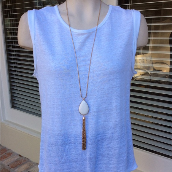 LOFT Tops - LOFT 100% LINEN TEE🌸 NWOT!!!